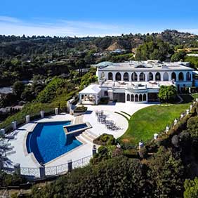 Photo: Aaron Kirman International Estates Division of John Aaroe Group